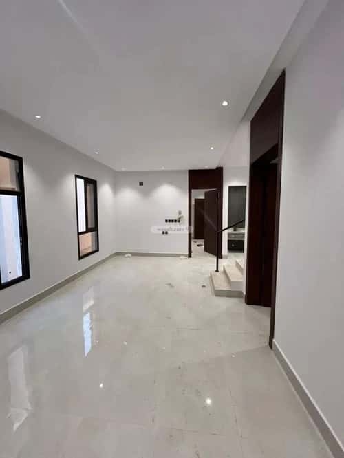 5 bedroom floor in Tuwaiq 11