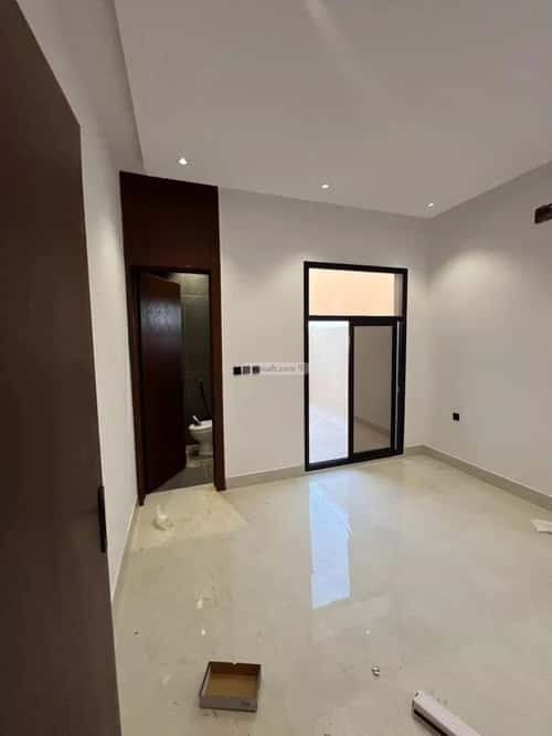 5 bedroom floor in Tuwaiq 3