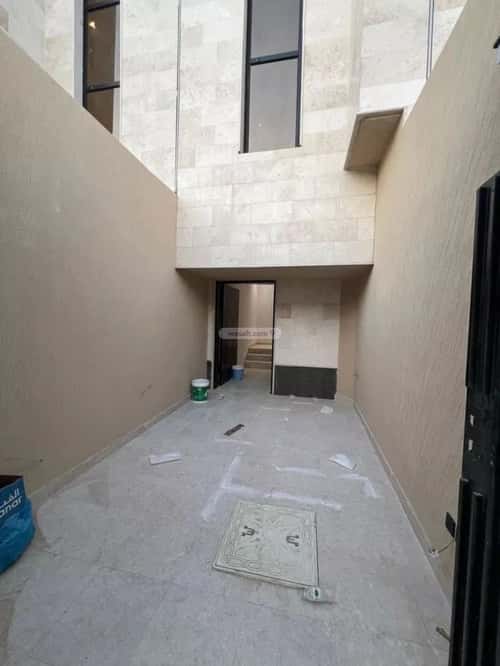 5 bedroom floor in Tuwaiq 6