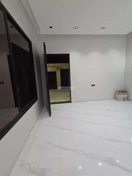 4 bedroom floor in Al Awali 2