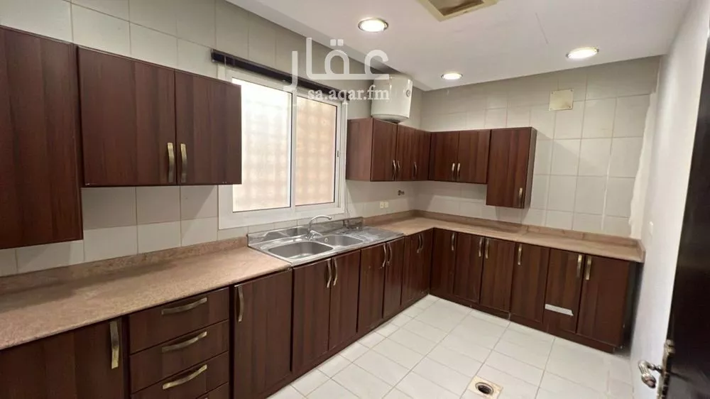 5 bedroom floor in Al Yasmin 5
