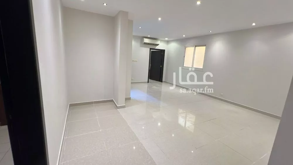 5 bedroom floor in Al Yasmin 7