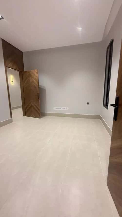 4 bedroom floor in Tuwaiq 3