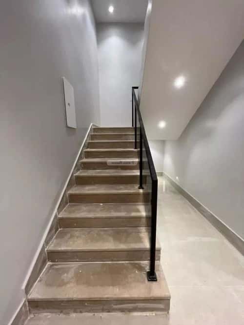 5 bedroom villa in Okaz 2