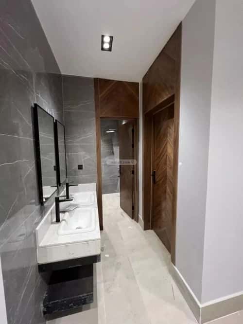 5 bedroom villa in Okaz 5