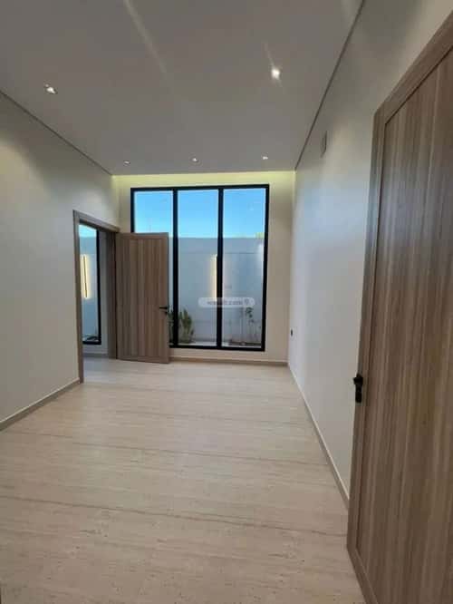 4 bedroom floor in Badr 2