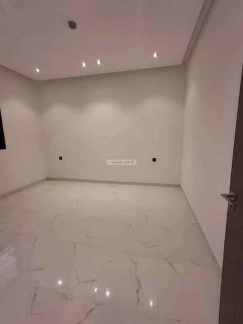 4 bedroom apartment in Al Hazm 7