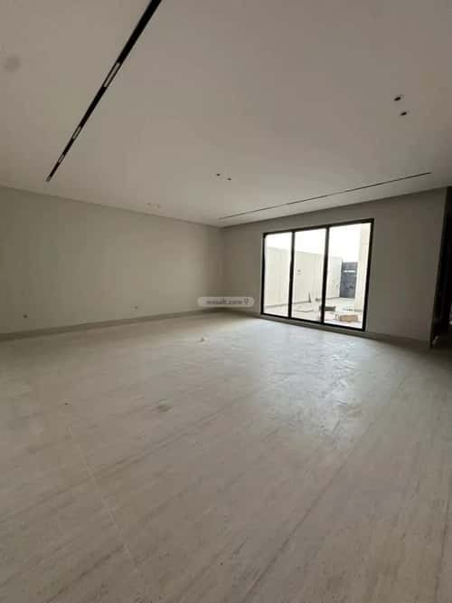 6 bedroom villa in Al Mahdiyyah 3