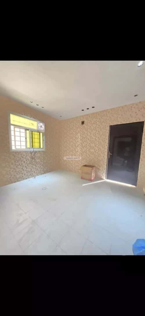 4 bedroom villa in Dhahrat Laban 6