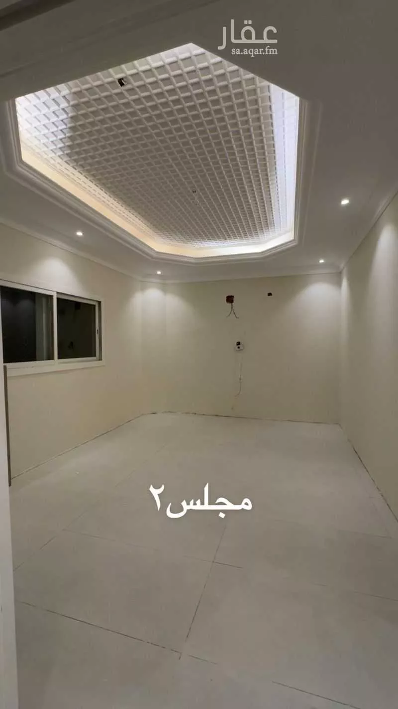 4 bedroom floor in Al Rabwa 10