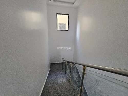8 bedroom villa in Ad Dar Al Baida 15