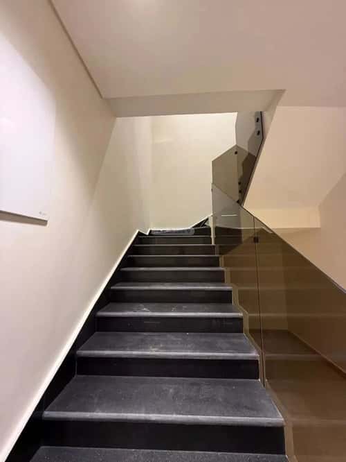 4 bedroom villa in As Suwaidi Al Gharabi 2