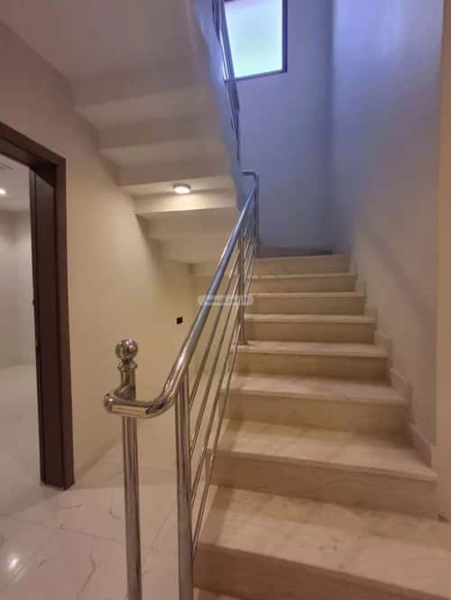 4 bedroom apartment in Al Hazm 6