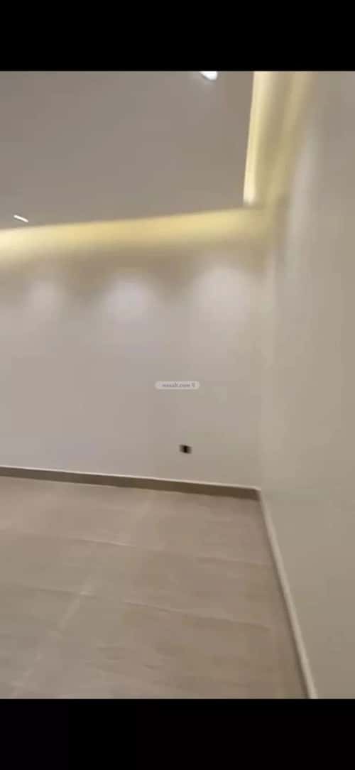 5 bedroom floor in Tuwaiq 8