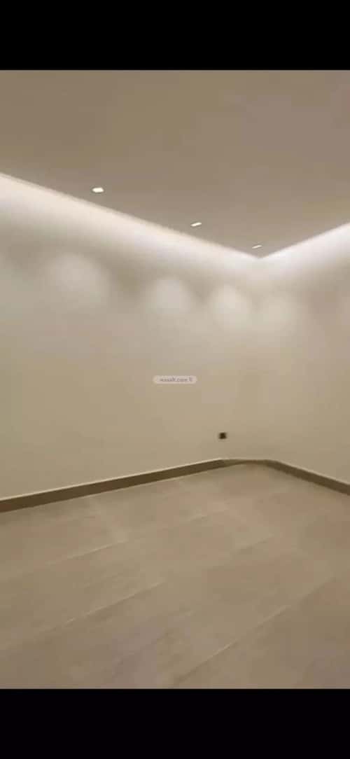 5 bedroom floor in Tuwaiq 2