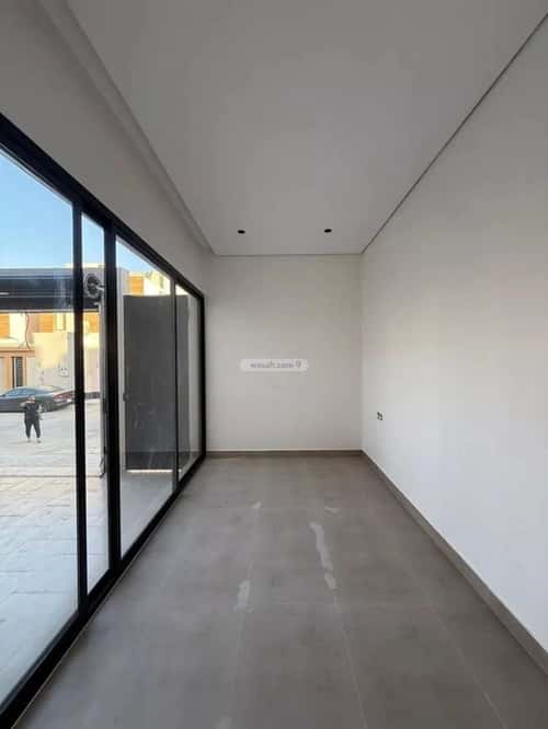 5 bedroom villa in Al Hazm 1