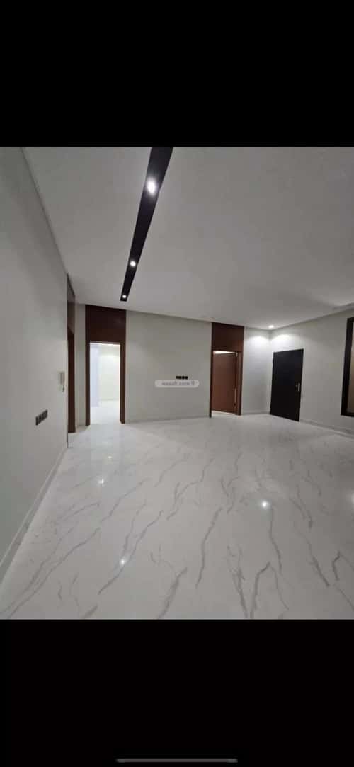 3 bedroom floor in Okaz 5