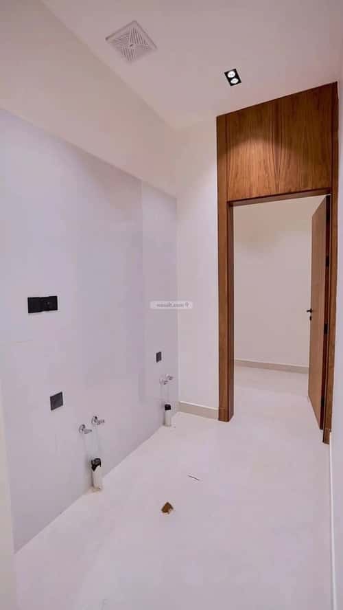 6 bedroom villa in Al Mahdiyyah 2