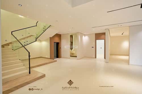 5 bedroom villa in Al Mahdiyyah 1