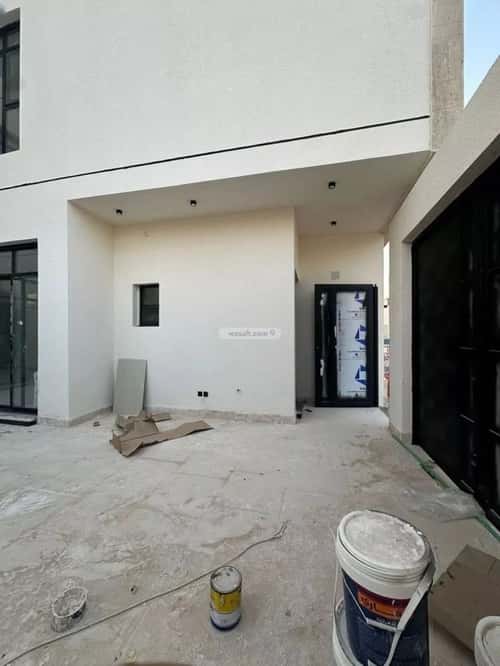 5 bedroom villa in Al Mahdiyyah 3