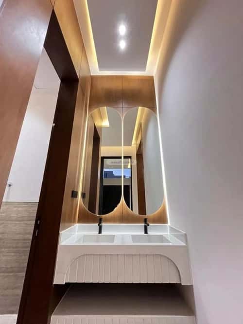 5 bedroom villa in Al Mahdiyyah 5