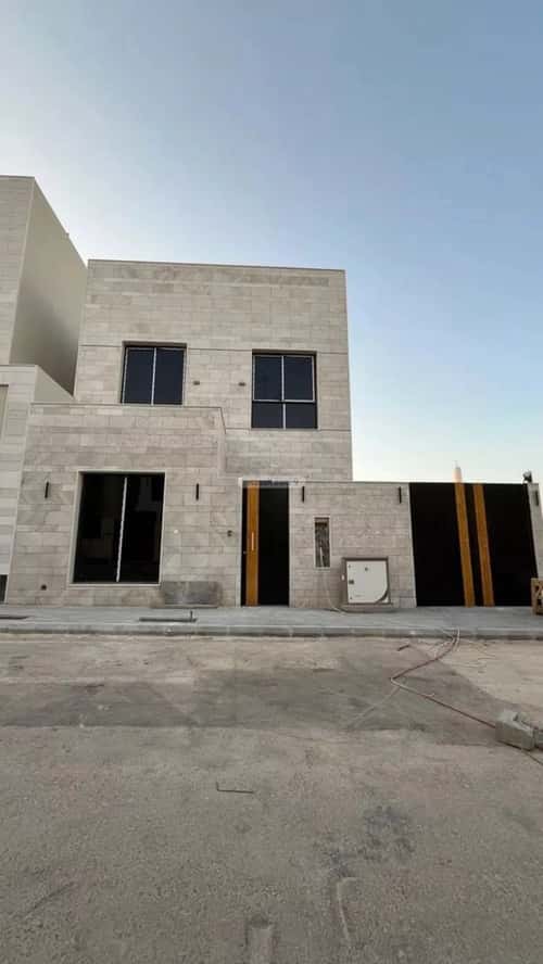 5 bedroom villa in Al Mahdiyyah 1
