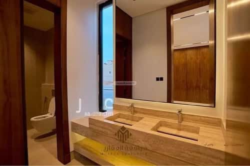 5 bedroom villa in Al Mahdiyyah 3