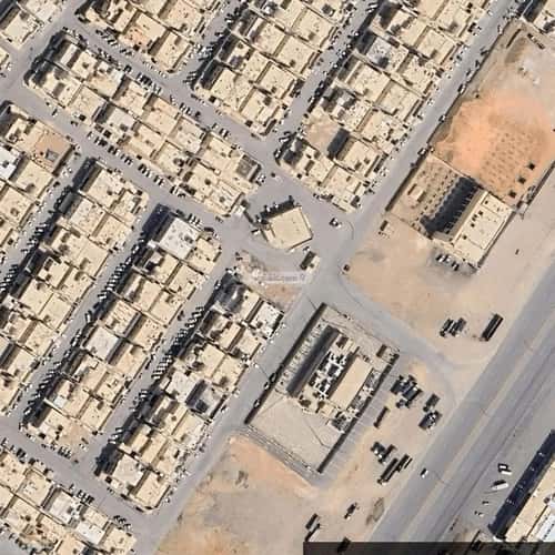 5 bedroom floor in Al Janadriyah 2