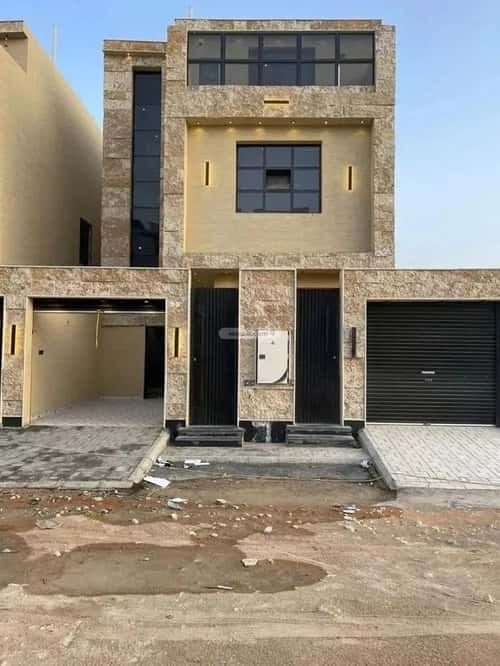 5 bedroom floor in Al Janadriyah 11