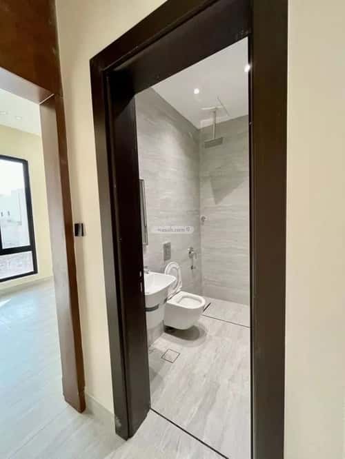 5 bedroom apartment in Al Mahdiyyah 4