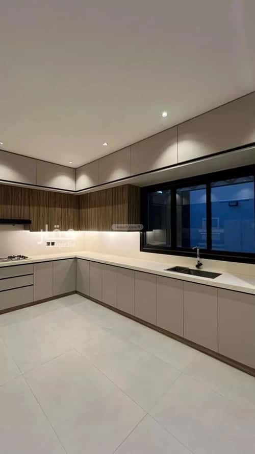 5 bedroom villa in Al Mahdiyyah 4