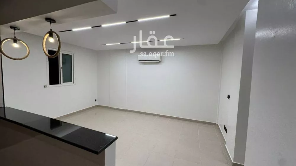 5 bedroom floor in Al Yasmin 2