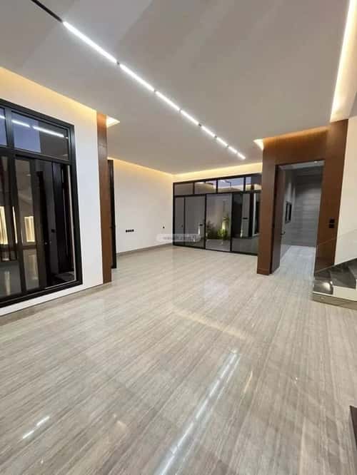 5 bedroom villa in Al Mahdiyyah 1