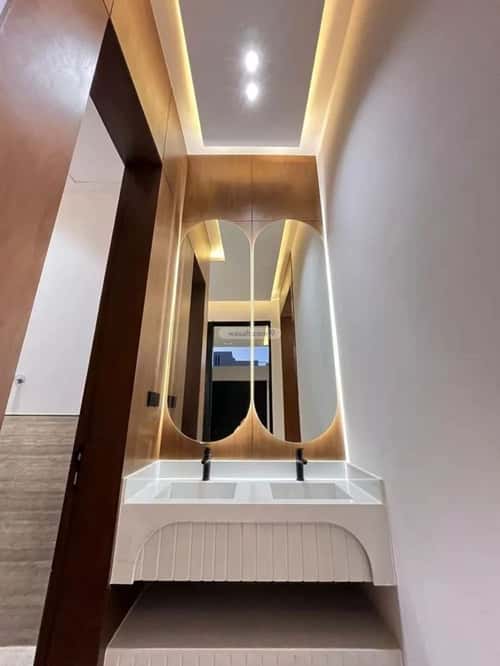 5 bedroom villa in Al Mahdiyyah 5