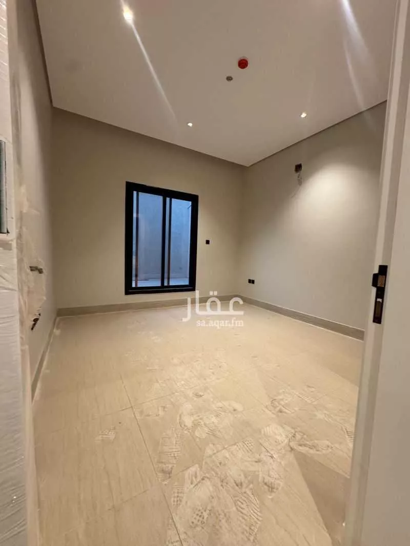 3 bedroom apartment in Al Rawdah 13