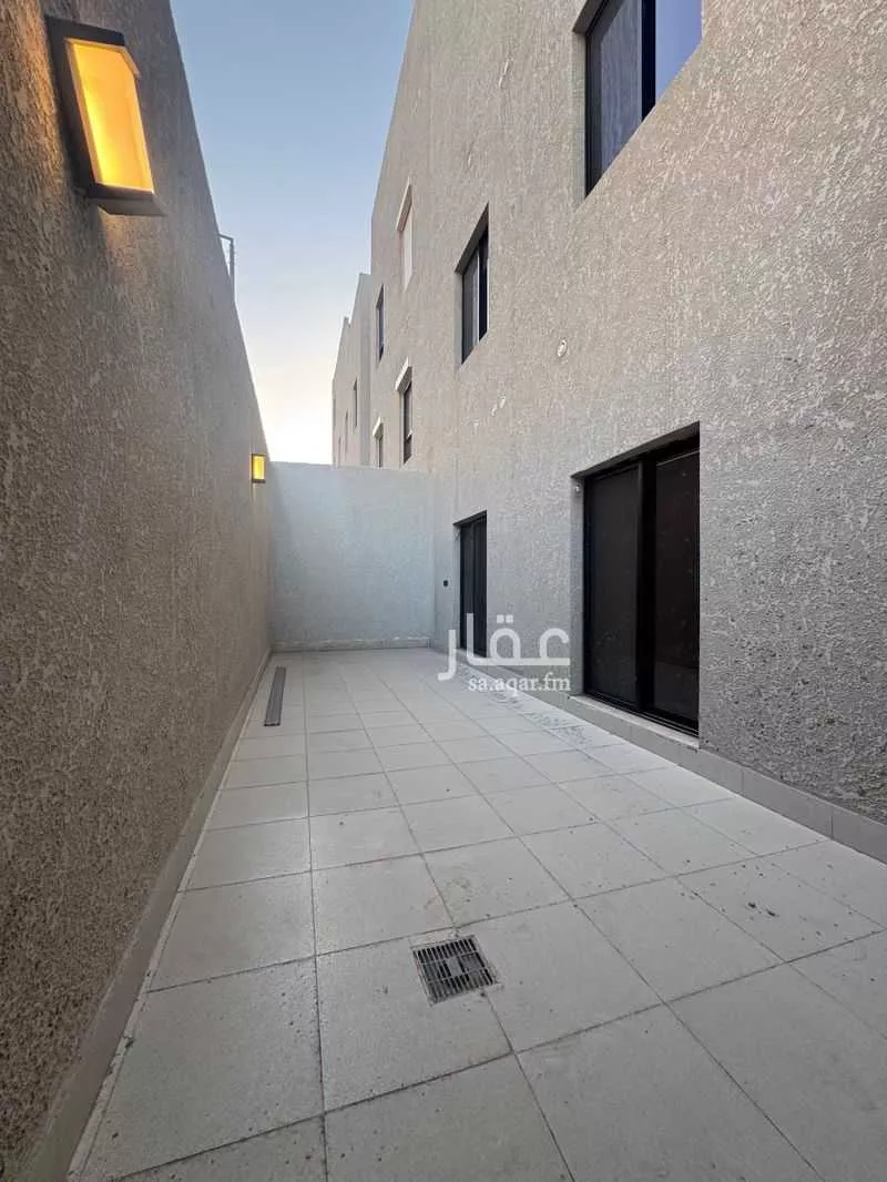 3 bedroom apartment in Al Rawdah 23