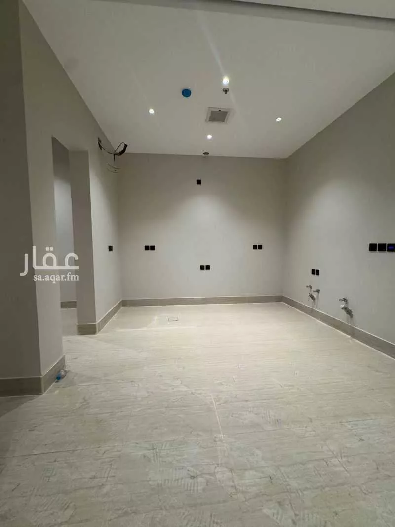 3 bedroom apartment in Al Rawdah 7