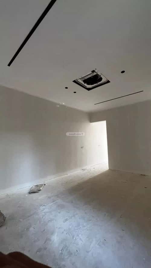 4 bedroom villa in Al Mahdiyyah 2