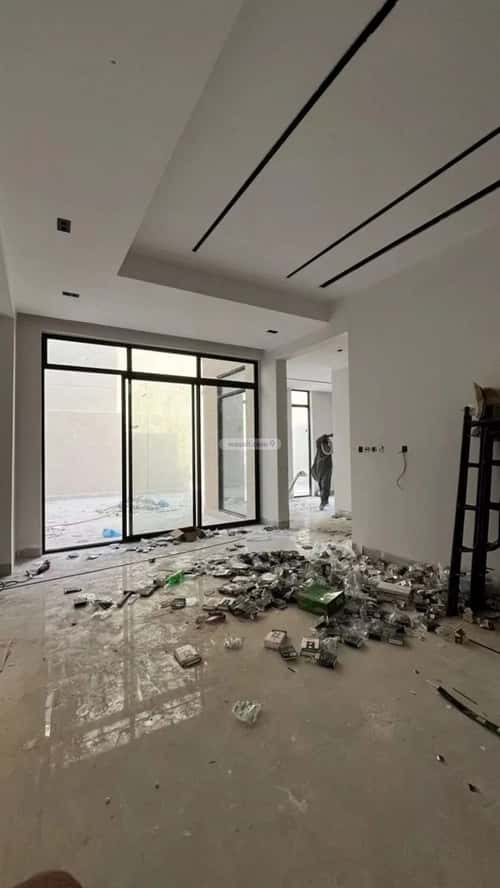 4 bedroom villa in Al Mahdiyyah 3