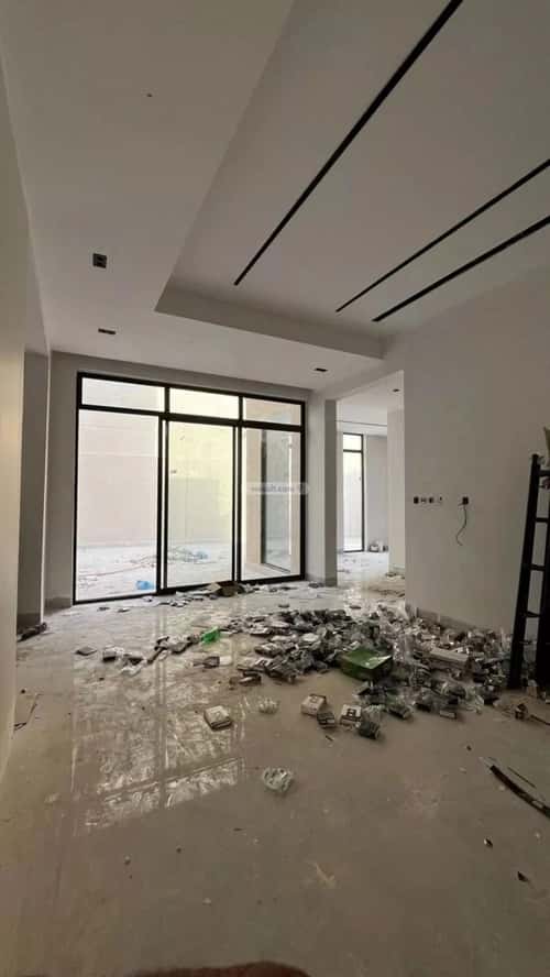 4 bedroom villa in Al Mahdiyyah 4