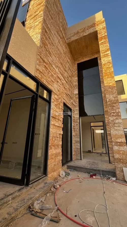4 bedroom villa in Al Mahdiyyah 5