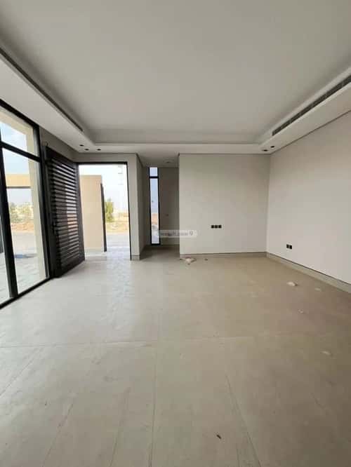 5 bedroom villa in Al Mahdiyyah 5