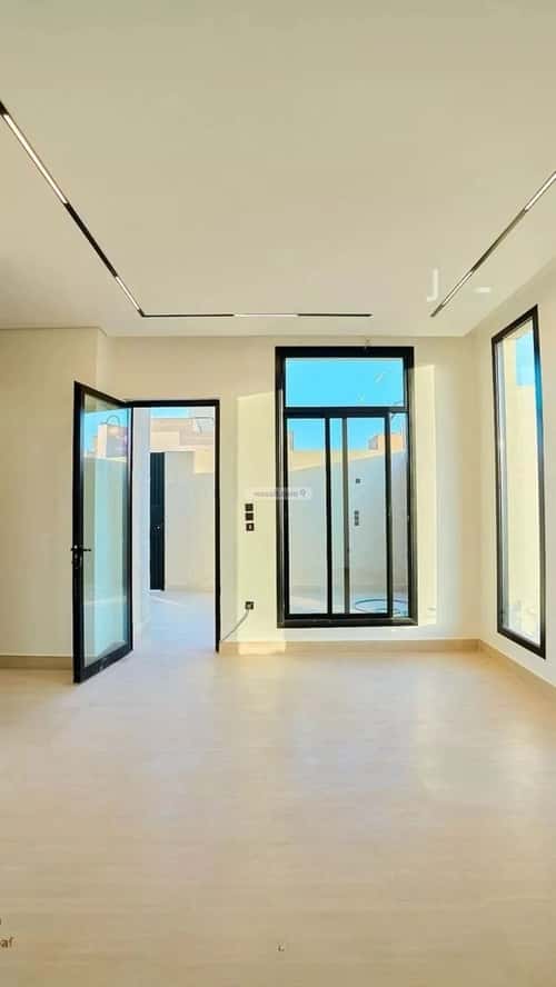 5 bedroom villa in Al Mahdiyyah 5