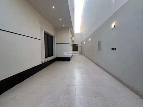 6 bedroom villa in Al Mahdiyyah 3