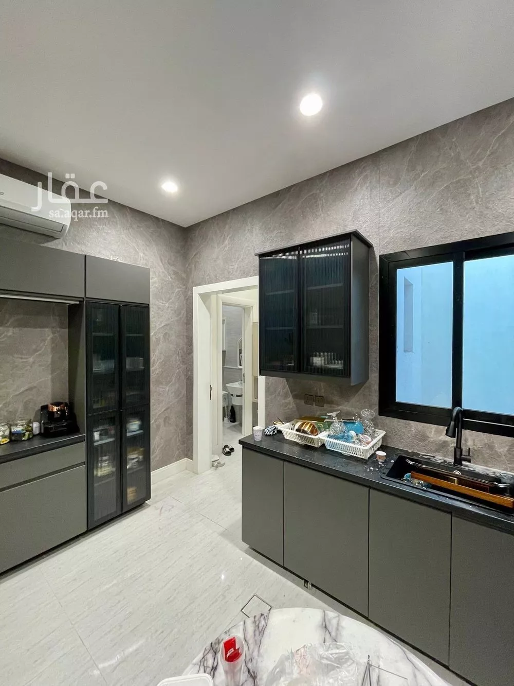 فيلا 5 غرف في العارض 24