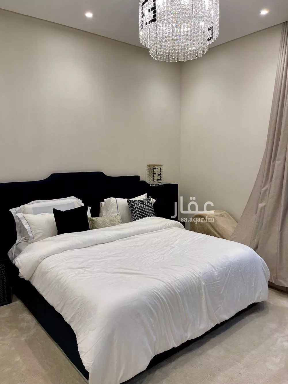 فيلا 5 غرف في العارض 25