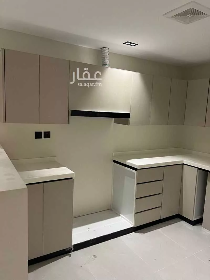 3 bedroom floor in Al Farouq 14