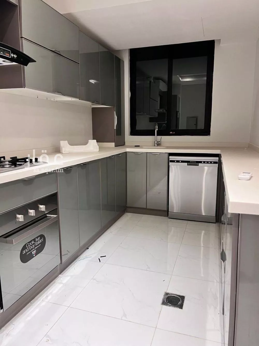 3 bedroom apartment in Al Qairawan 17