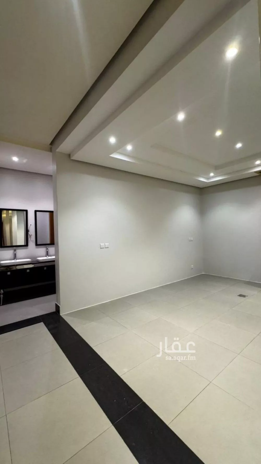 دور 4 غرف في العارض 11