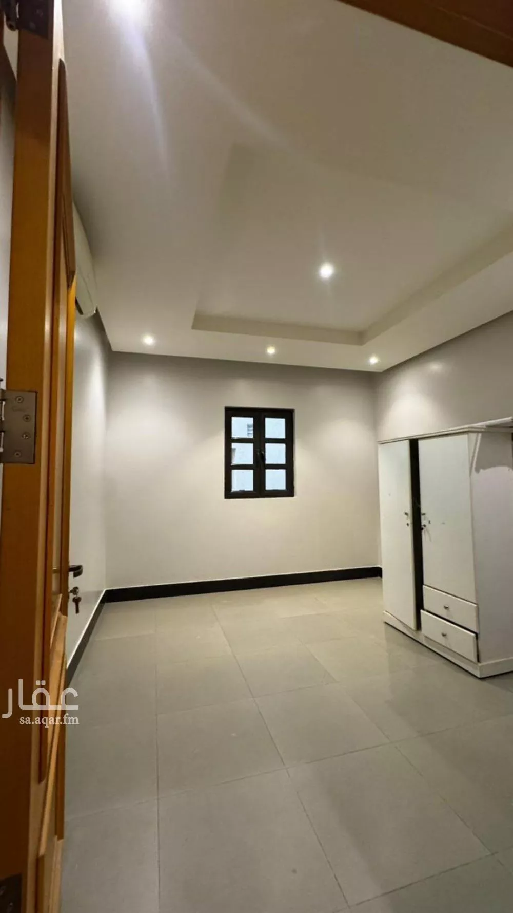 دور 4 غرف في العارض 12